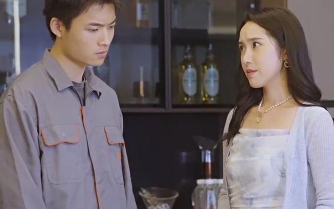 成為快遞員后，我有了七個(gè)老婆(全集)