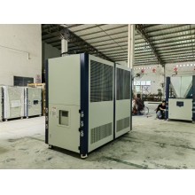 船舶焊接常用冷風(fēng)機(jī)降溫制冷，船艙焊接專(zhuān)用冷風(fēng)機(jī)降溫制冷，船艙焊接常用冷凍機(jī)降溫，船艙焊接采用冷卻機(jī)降溫制冷